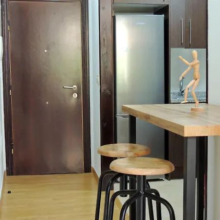 Casa Aurea-apartamento Zona Antigua,parking Y Wifi By Delabra 奥维耶多