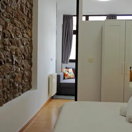 Casa Aurea-apartamento Zona Antigua,parking Y Wifi By Delabra * Oviedo